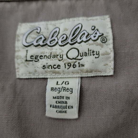Cabelas Mens Shirt Sz L Button Down Short Sleeve Khaki Tan Classic Outdoor Wear - Picture 3 of 14